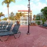 Гостиница Lauderdale Beach Side — фото 2