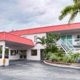 Super 8 Motel - Sarasota — фото 3