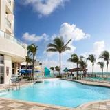 Doubletree Ocean Point Resort & Spa - North Miami Beach — фото 3