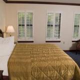 Гостиница Staybridge Suites Savannah Historic District — фото 2