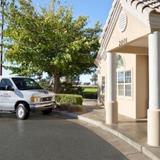 Microtel Inn & Suites by Wyndham El Paso Airport — фото 1