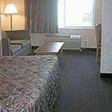 Гостиница Comfort Suites — фото 1