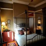 Гостиница Five Continents Bed and Breakfast — фото 3