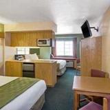 Microtel Inn & Suites by Wyndham Albuquerque West — фото 2