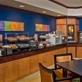 Гостиница Fairfield Inn & Suites Oklahoma City Airport — фото 1