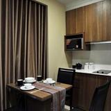 DB Court Serviced Apartment Managed by Dragon Fly — фото 3